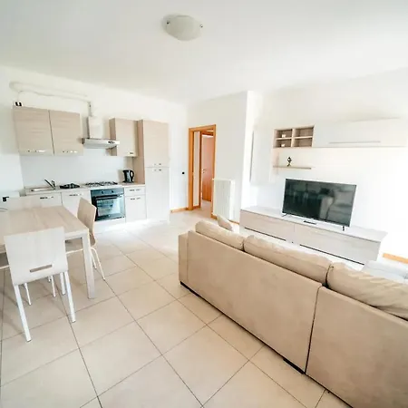 Apartment In Centro Con Box Auto *